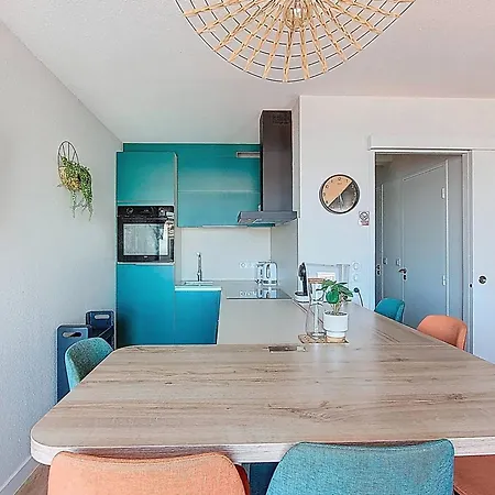 Boucau : T2 6 Pers Avec Piscine, Parking - Fr-1-857-34 Apartmán