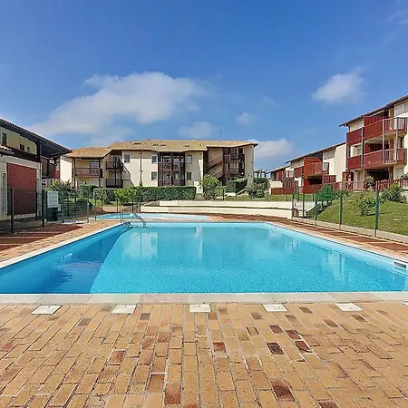 Apartmán Boucau : T2 6 Pers Avec Piscine, Parking - Fr-1-857-34 *